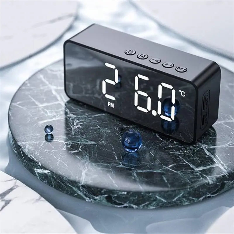 High Tech Sfb0b07391fad4d98967555725bf0ae1ey